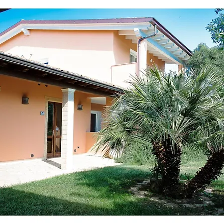 La Mora Bianca Farm stay Assemini
